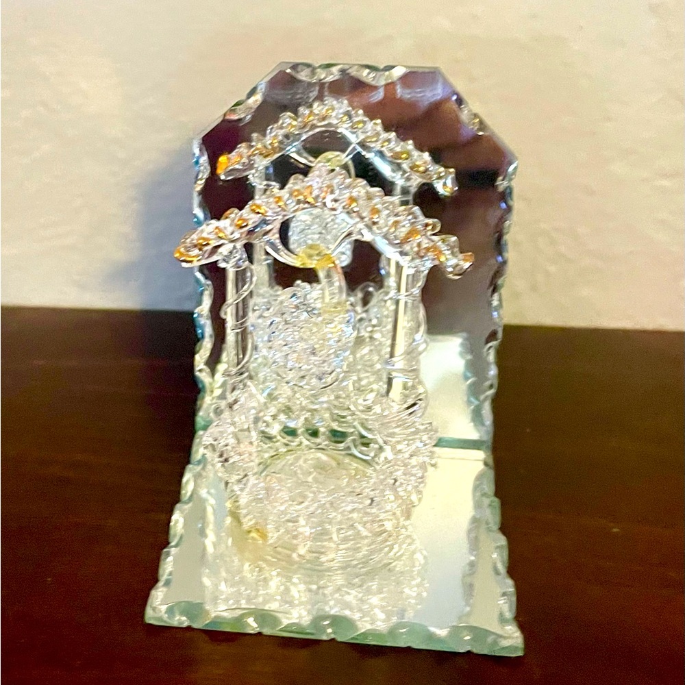 Spun Blown Glass Gold Guilded Wishing Well